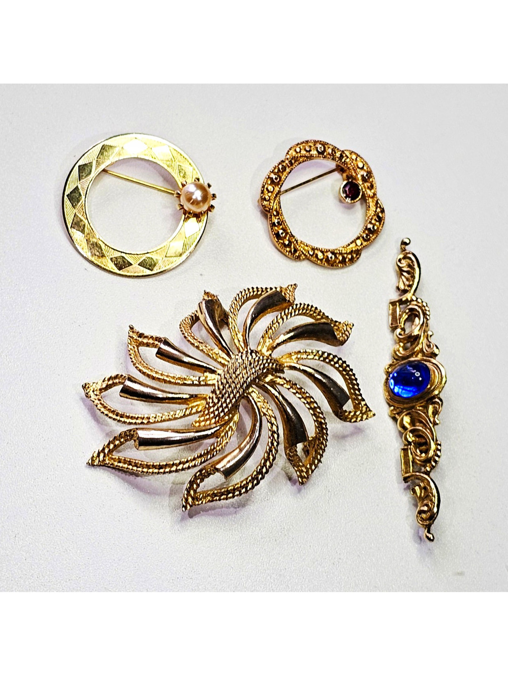 Four Vintage Brooch Lot Gold tone Pin Crystal